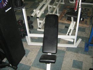 used equipment Incline Olympic Bench